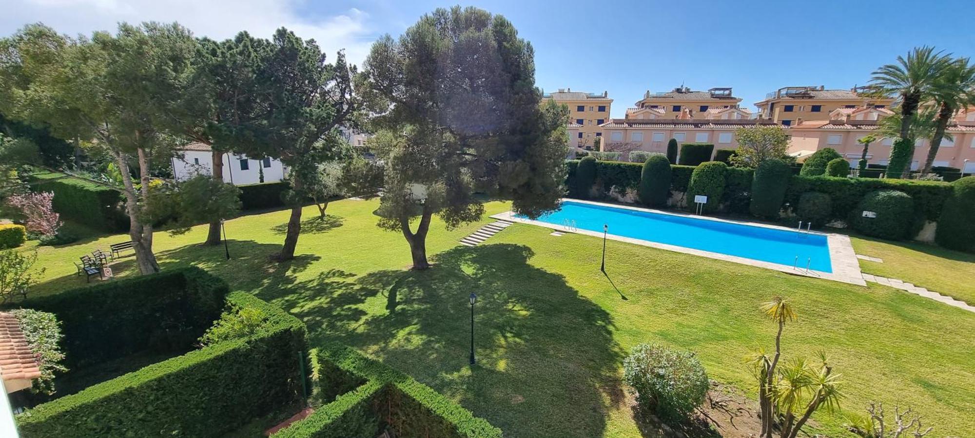 Apartment Vidabrava, Sagaro Garden Loft *